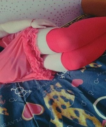 У меня есть огромный опыт и умение удовлетворить даже самые скрытые желания. Я обожаю проводить время с джентльменами, которые знают, как ценить настоящую женщину. В моей компании ты почувствуешь себя особенным и желанным. 🌹 У меня шикарные формы и изысканный вкус, поэтому фото, которые ты видишь, - настоящие. 💯 Хочешь узнать больше о моих услугах и прочитать отзывы о наших встречах? Звони и приглашай меня к себе в гости или приезжай в мою уютную квартиру в Москве. 🌃 Обещаю, ты будешь вспоминать нашу встречу и хотеть ее повторить снова и снова. 🔥 Алла